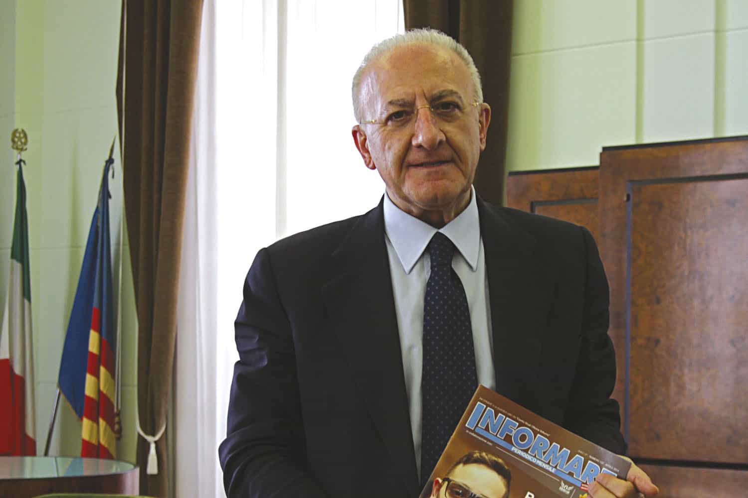 COPERTINA - Vincenzo De Luca: «Campania... mai più ultimi»