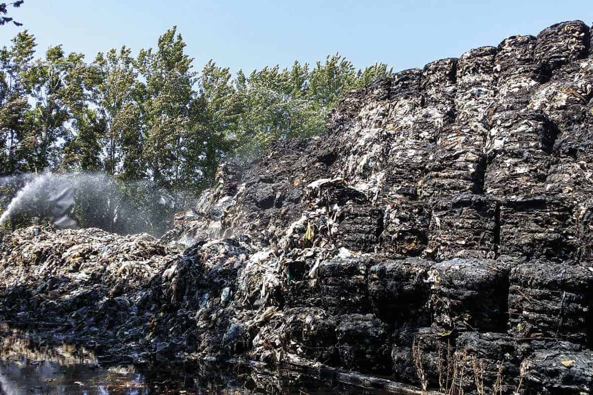 Giugliano, impianto rifiuti nella ex Turbogas: cronistoria dell’ennesimo scempio sul territorio