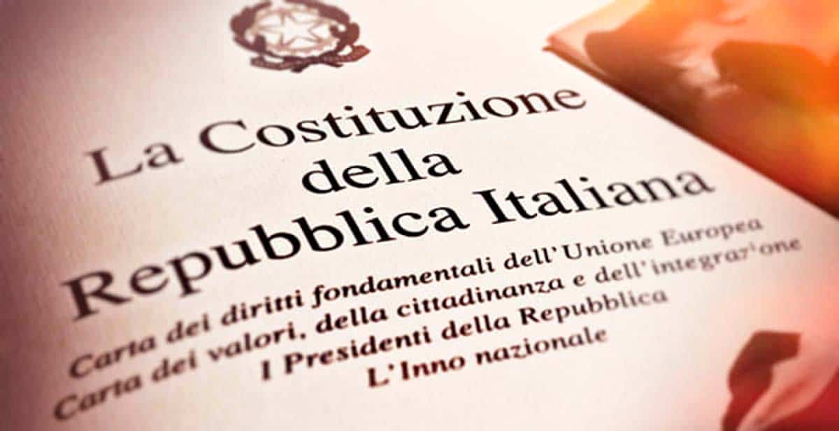 Costituzione italiana in materia di libertà di stampa. «L’articolo 21»