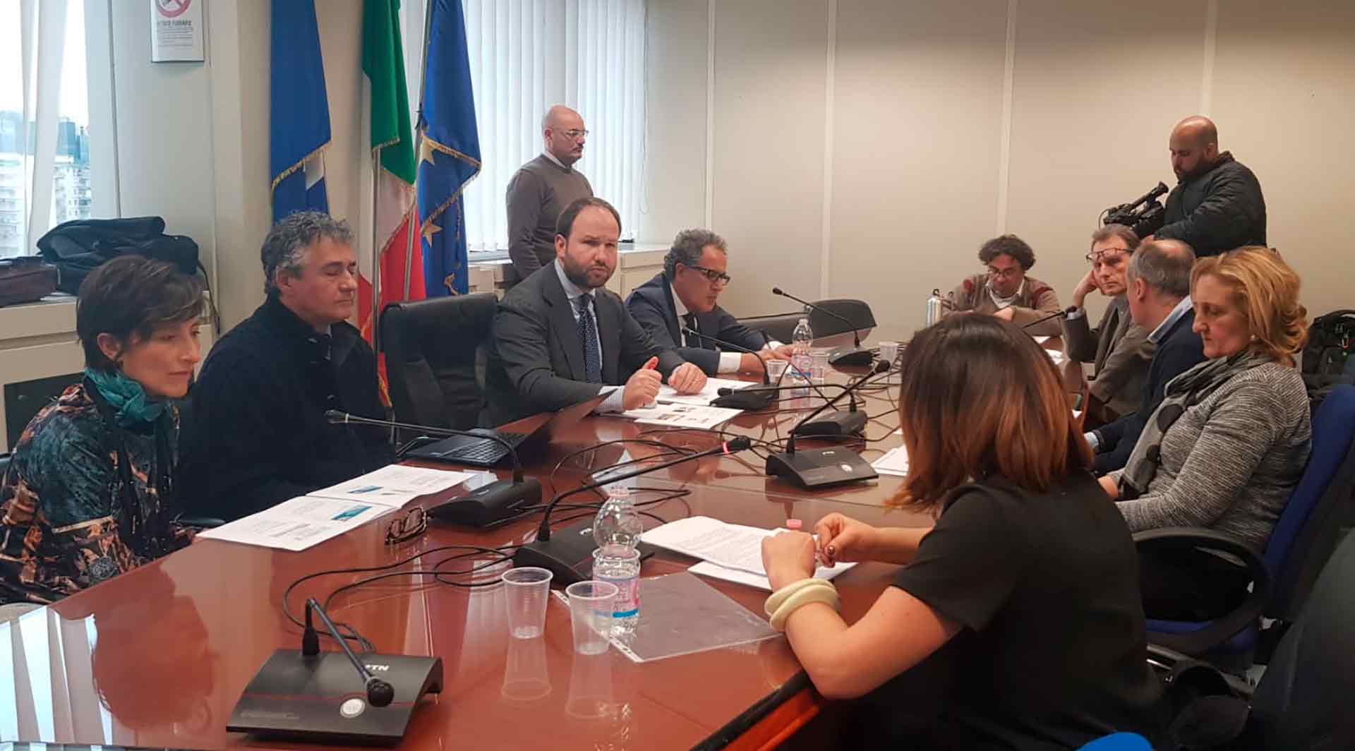 Zinzi: gruppo di lavoro sull'alimentazione in terra dei fuochi