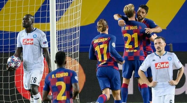 Vince il Barcellona, finisce l'avventura del Napoli in Champions