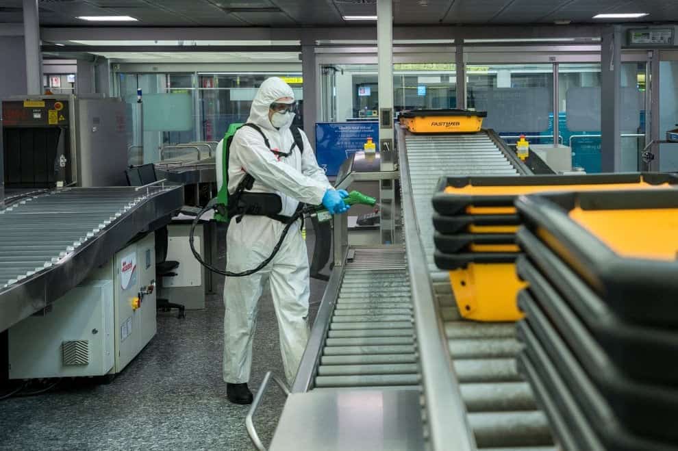 L'incessante lavoro del primo aeroporto anti-covid