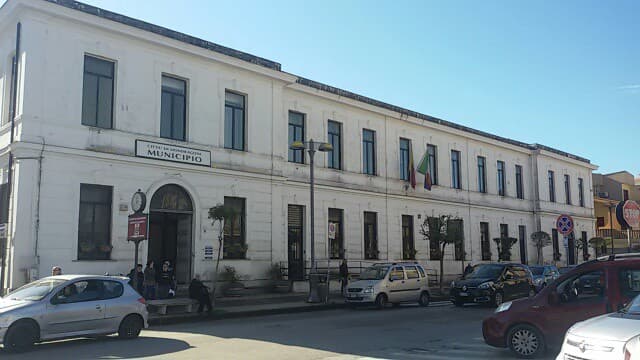 Mondragone, l’opposizione richiede la trasmissione in streaming della prossima seduta consiliare