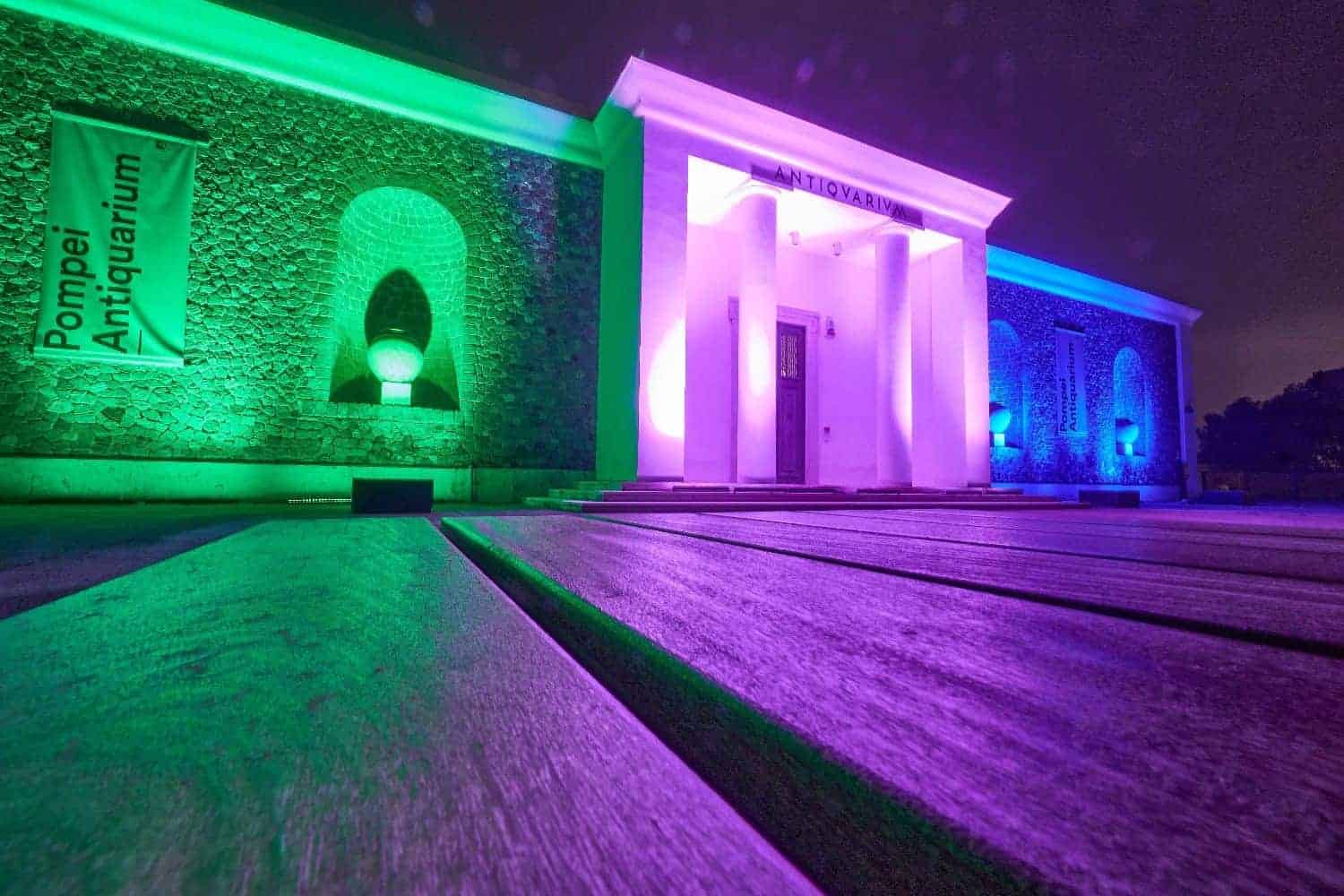 Pompei, luci e colori per la Giornata Mondiale delle Malattie Rare