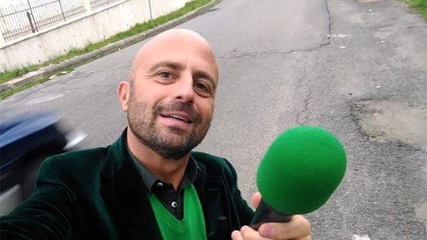 Luca Abete a Melito: estintori scaduti e sicurezza sconosciuta