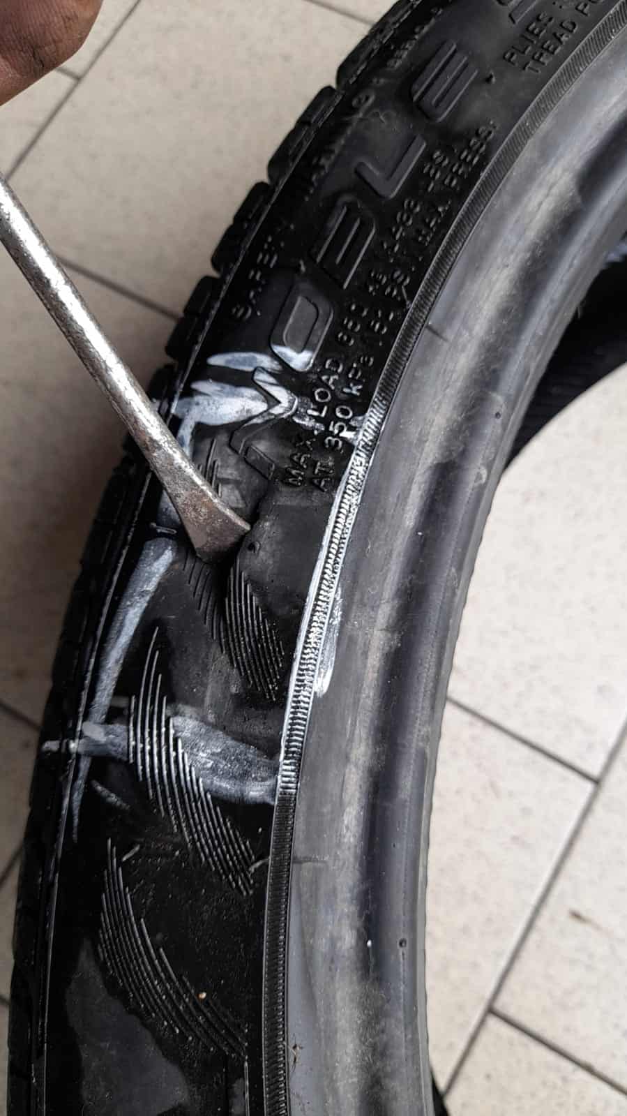 Castel Volturno: presa di mira l'auto del Presidente di Città Domitia. Si indaga