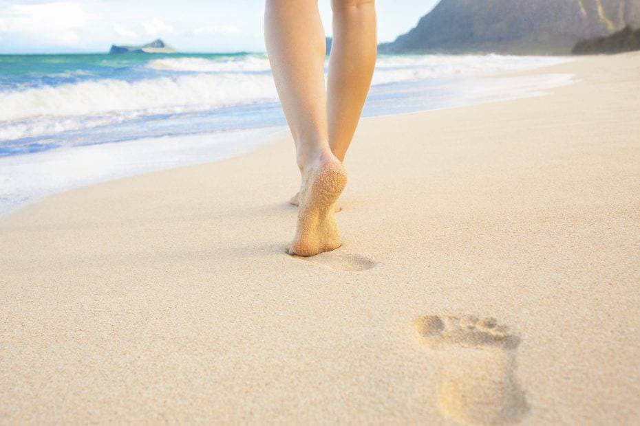 Informareonline-camminare-sulla-sabbia