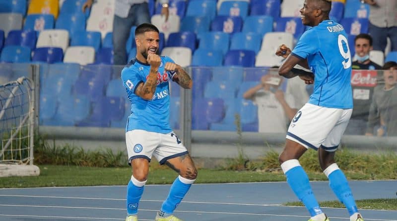 Serata di festa al DAM, il Napoli batte il Cagliari e torna in vetta