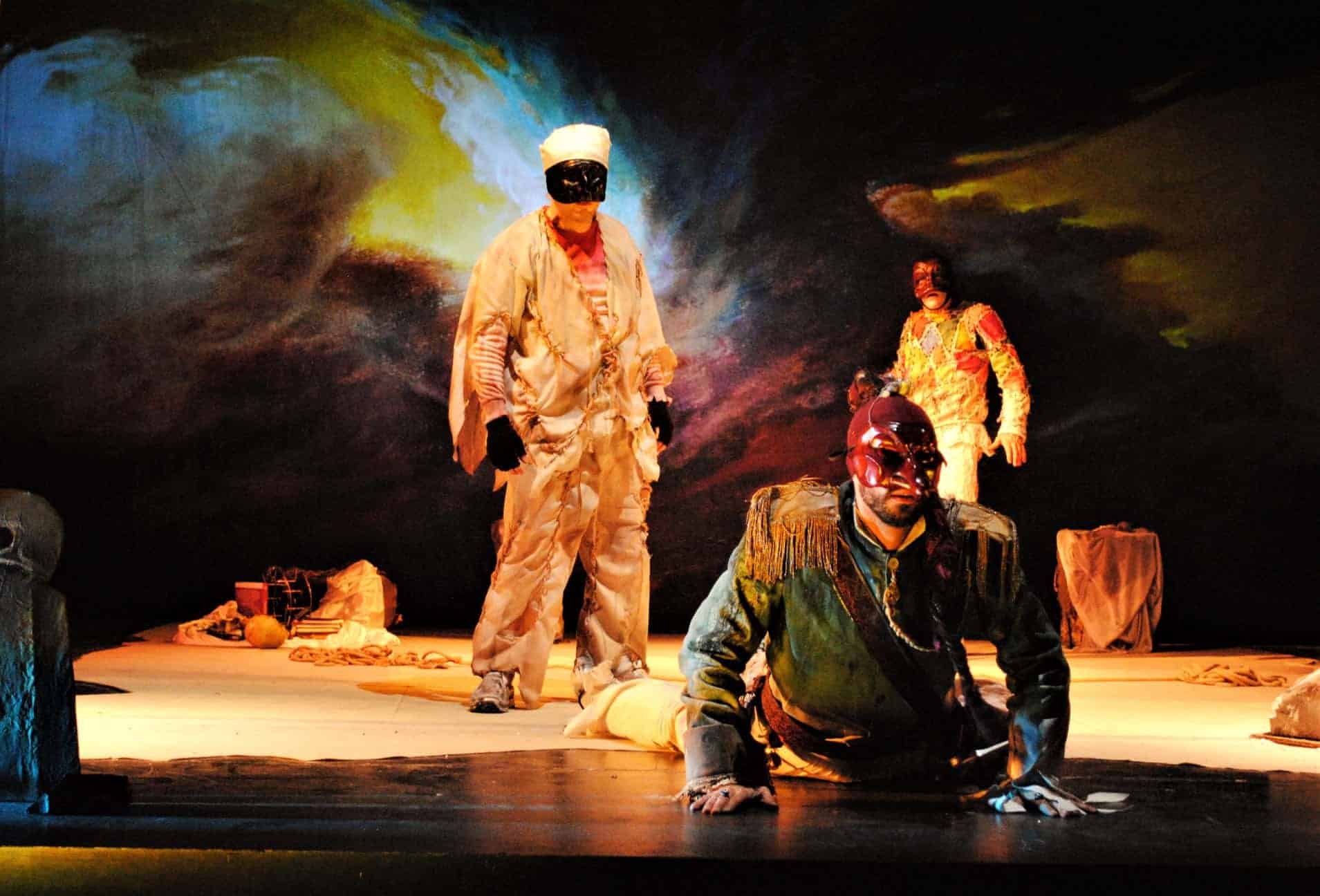informareonline-aldiqualdila-tra-la-commedia-dellarte-e-la-divina-commedia-di-dante-2