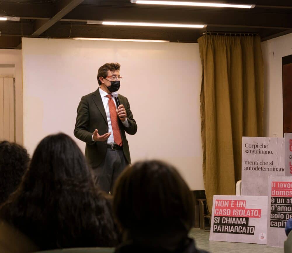 officina-femminista-e-giovani-ortesi-insieme-per-la-manifestazione-contro-la-violenza-sulle-donne-e-di-genere