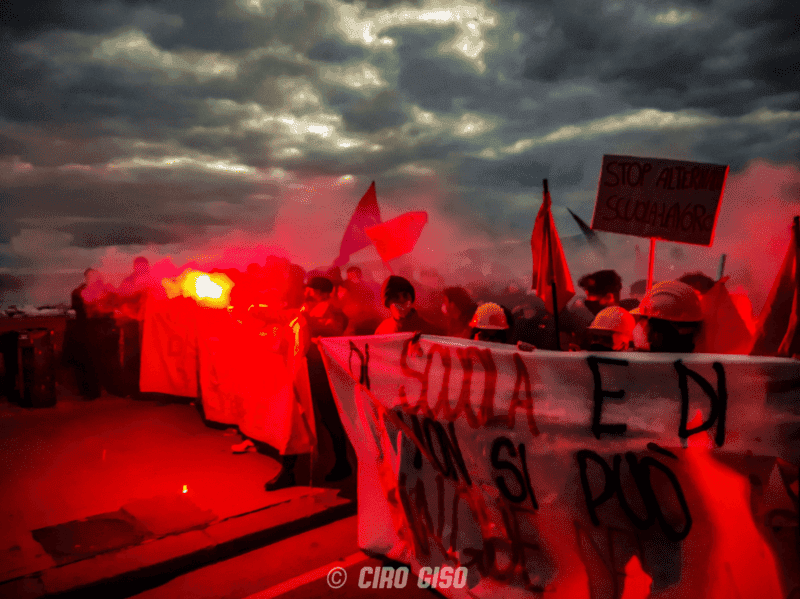 Napoli in piazza per Lorenzo Parelli, il reportage dalla manifestazione