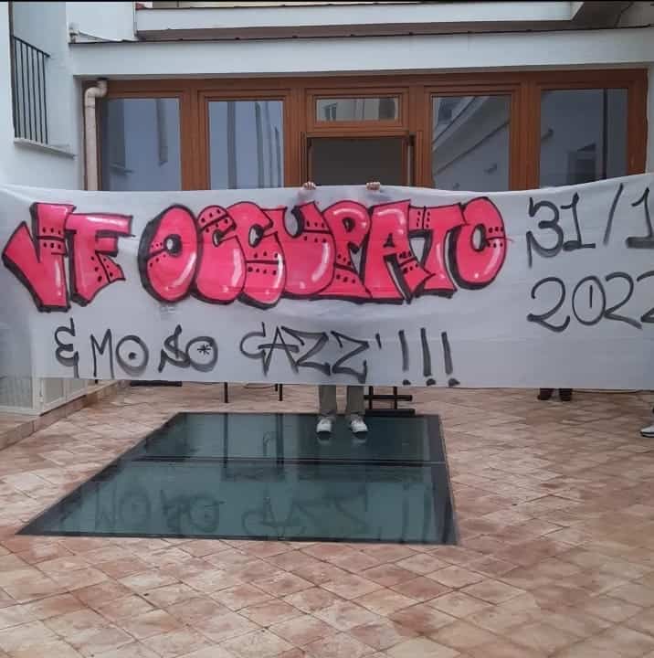 Napoli, occupato nel pomeriggio il liceo Vittorio Emanuele