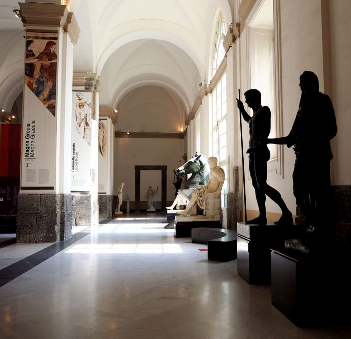 "Agalma - vita al Museo Archeologico Nazionale di Napoli": il docufilm esce in Campania