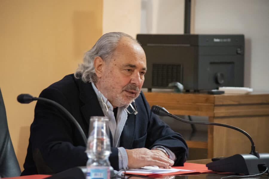 Gennaro Manna, patron del Palapartenope a Informare: "I giovani devono avvicinarsi a Pino Daniele, oggi poca musica vera"