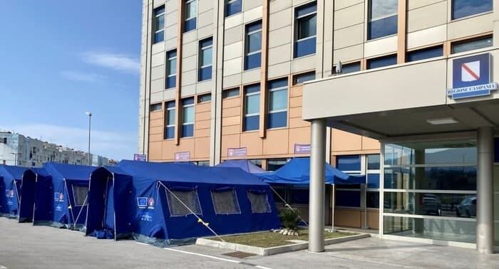 Napoli: nuovo hub vaccinale per i profughi all'Ospedale del Mare