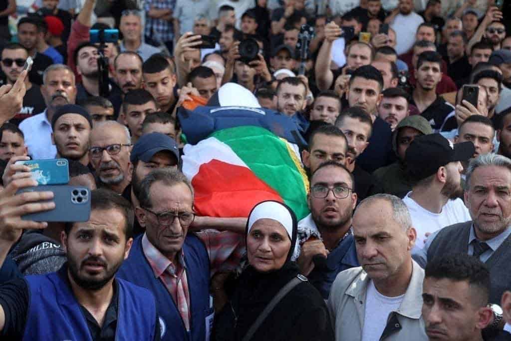 Non siamo tutti/e Shireen Abu Akleh: la tragedia di Jenin