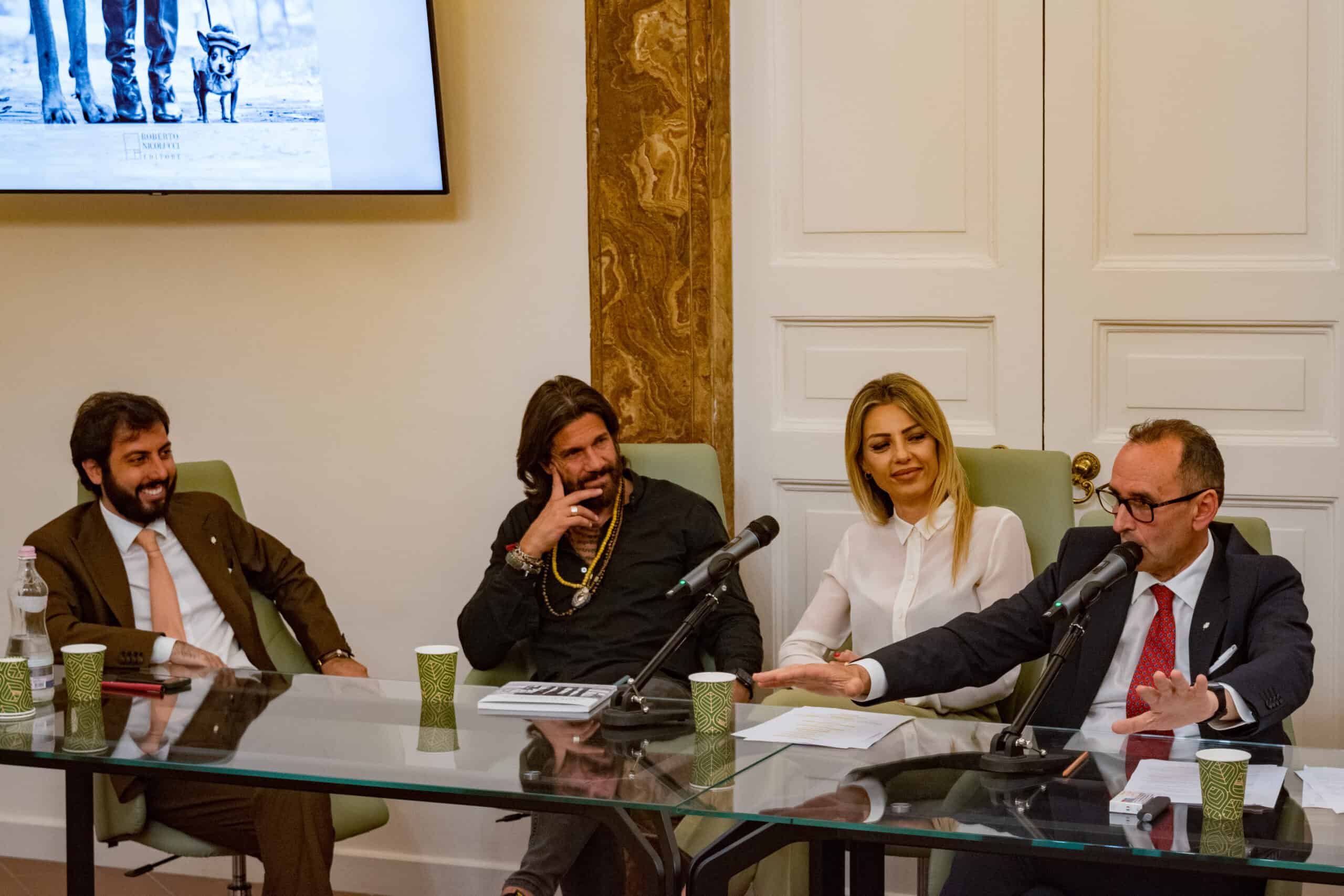 "Arte al guinzaglio": al Salotto Le Zifere il nuovo libro di Roberto Nicolucci