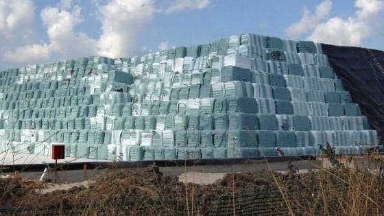 Ecoballe, De Luca: "Entro il 2023 termina rimozione ma basta ideologismo"