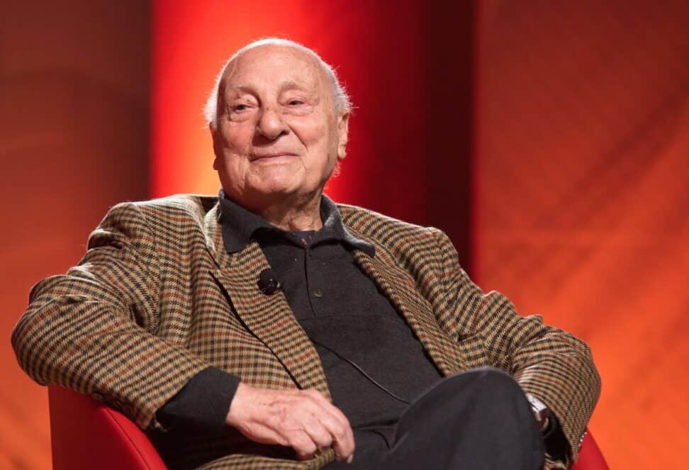 É morto Raffaele La Capria, lo scrittore Premio Strega "Ferito a morte"
