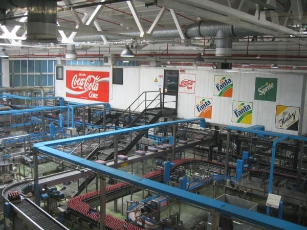 Marcianise, tragedia nella Coca-Cola: operaio 58enne morto nello stabilimento