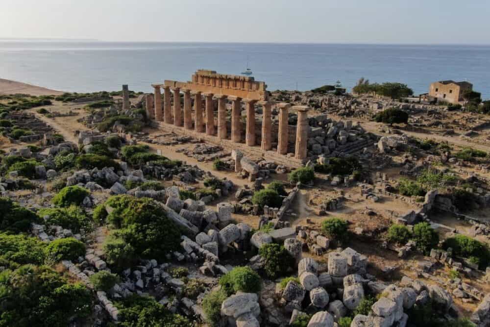 Selinunte: scoperta l'agorà più grande del mondo