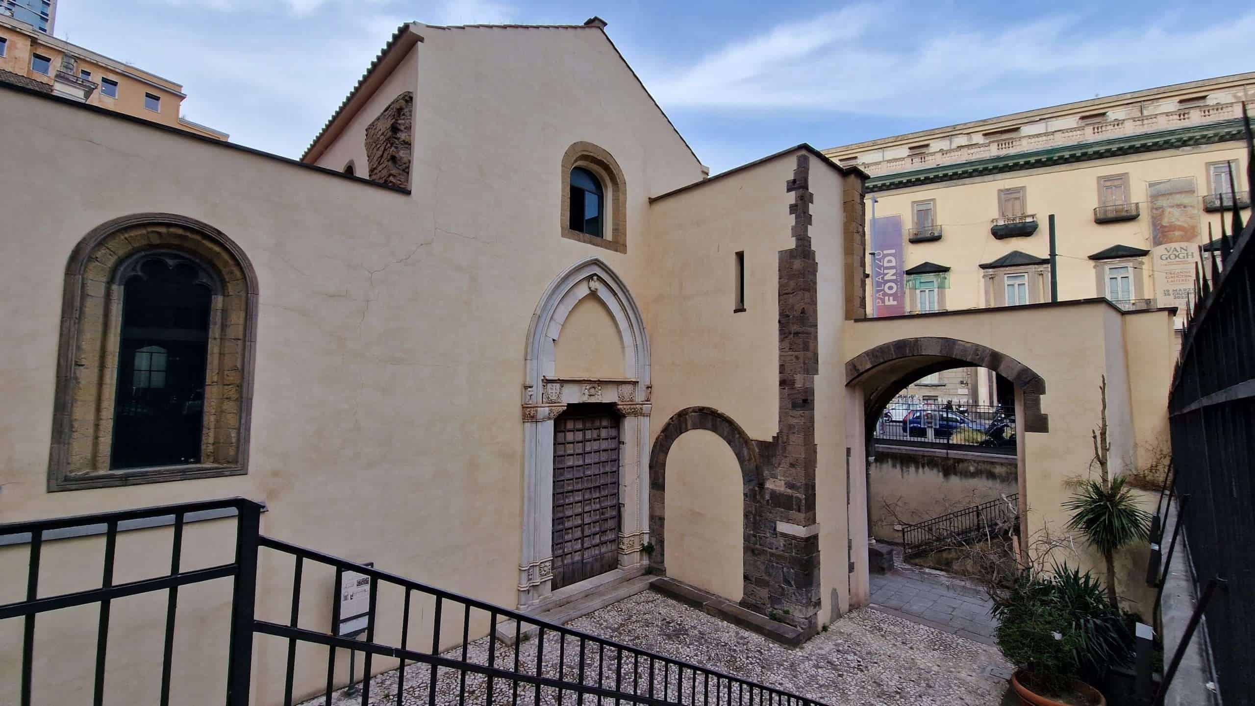INCHIESTA. Napoli: restaurata dalle fondamenta, la chiesa dell'Incoronata è negata al pubblico