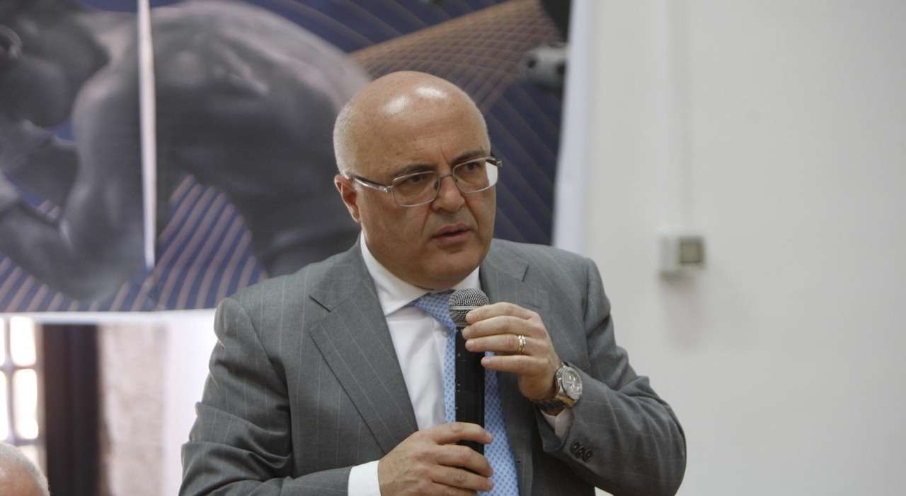 Marcianise, sindaco Velardi: "Vado via, ciao a tutti"