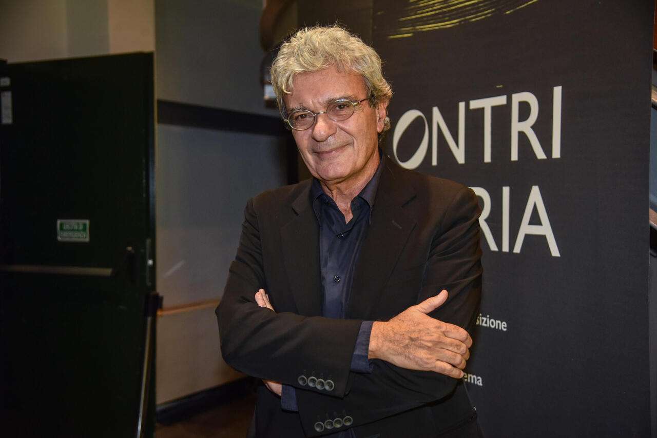 Mario Martone si racconta tra Napoli e "Nostalgia"