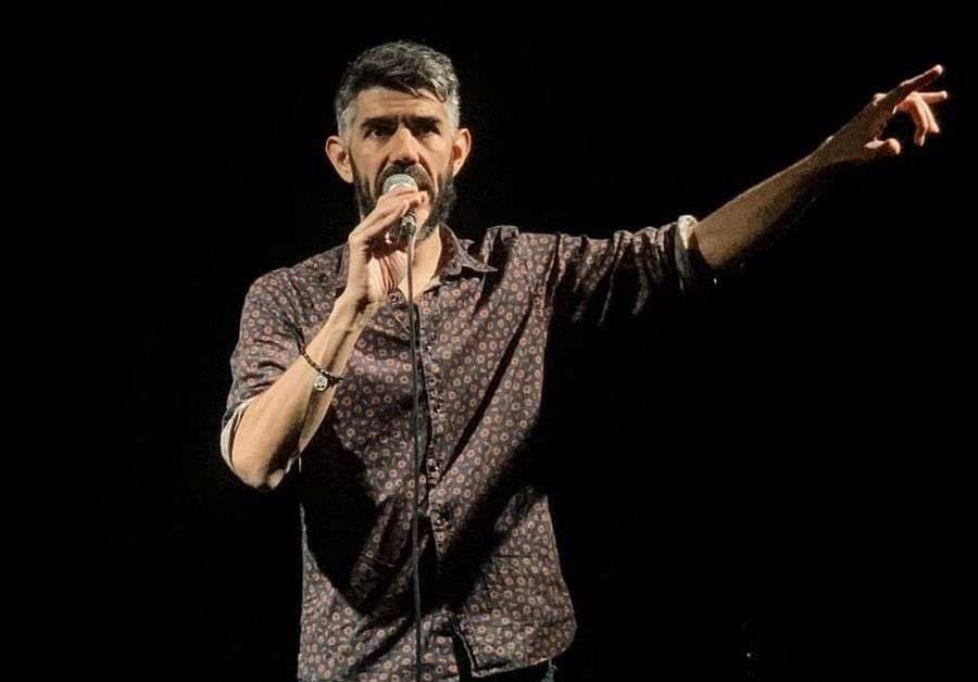 Cambiare il mondo con la poesia: il tour campano di Lorenzo Maragoni