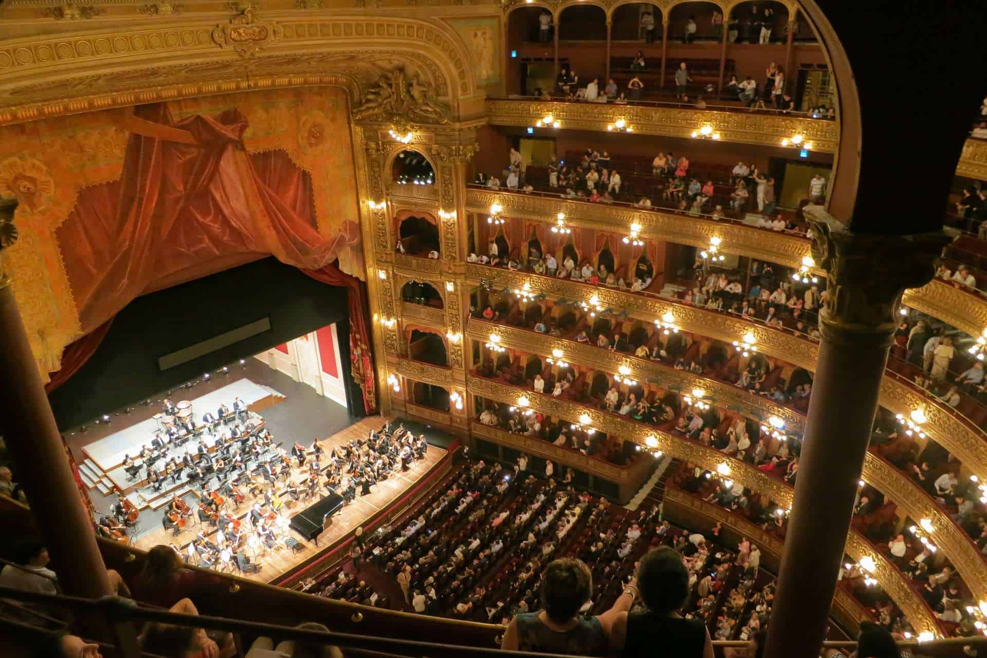 Napoli, anteprima al teatro Nest: emergenze teatrali