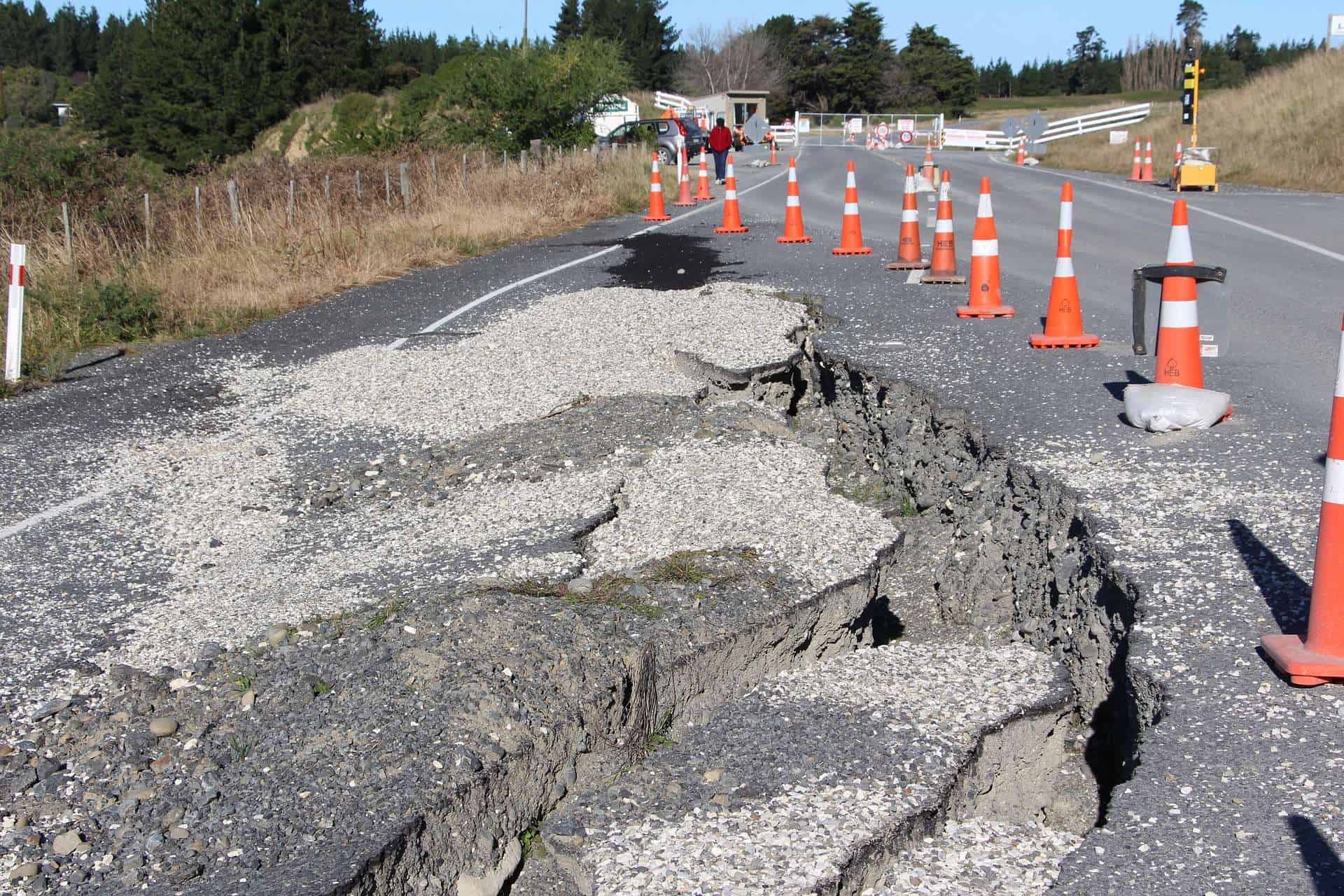 Buche stradali: in caso di caduta il Comune è sempre responsabile? I chiarimenti