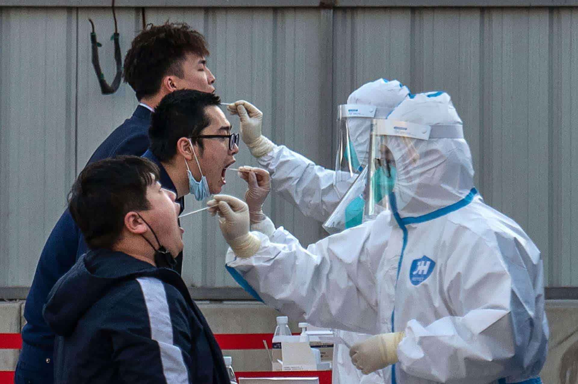 (Ri)Allarme Covid: test obbligatori per chi arriva dalla Cina