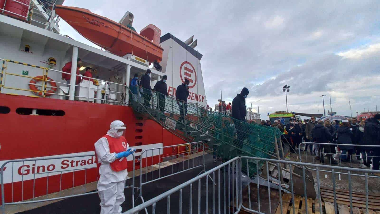 Life Support: il primo sbarco, le testimonianze e le prospettive politiche
