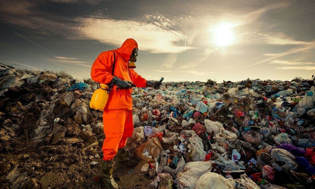 Ecomafie, in Campania "la monnezza è oro!"