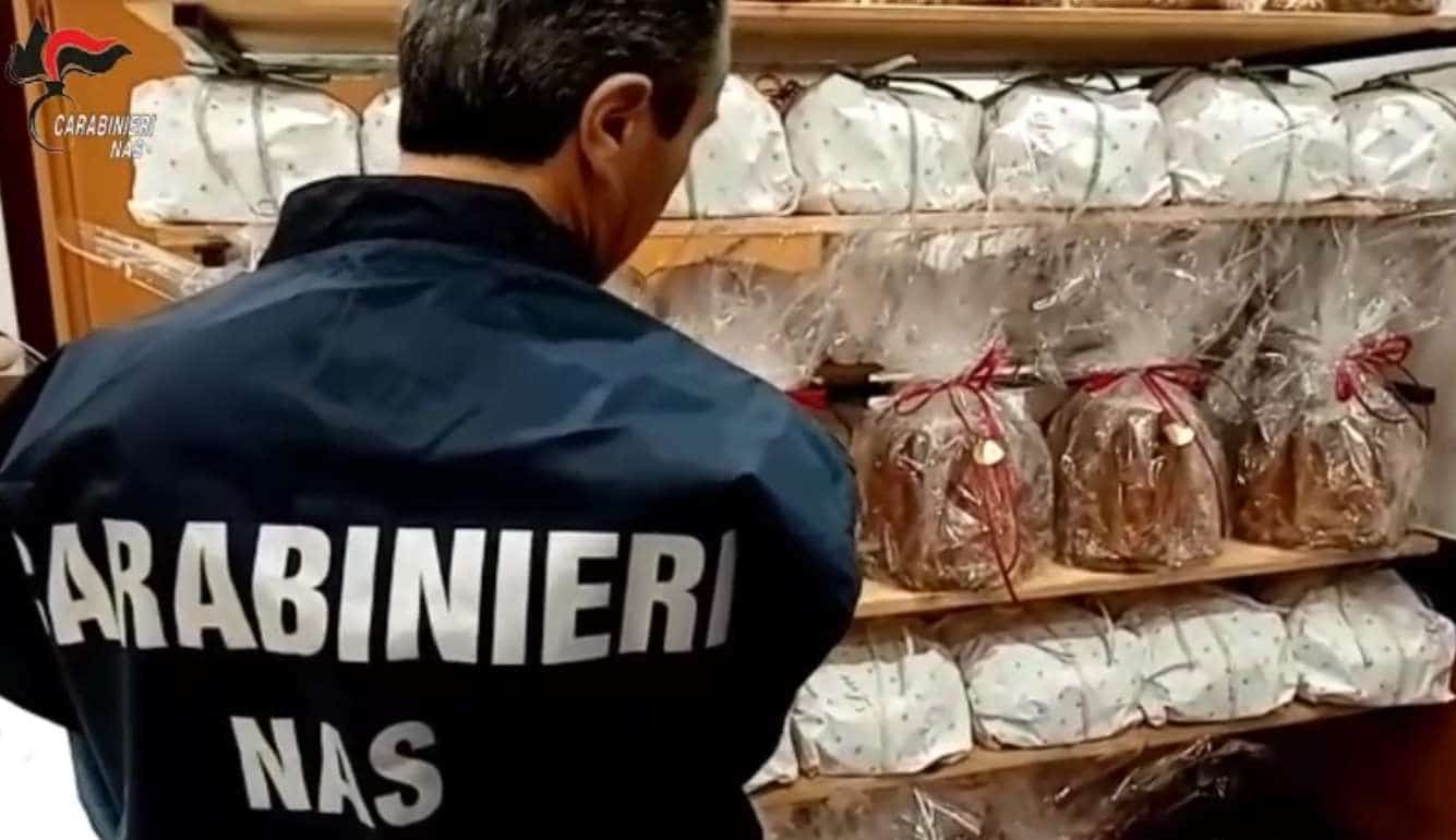 Nas sequestrano 500 panettoni: chiudono 4 attività nel casertano