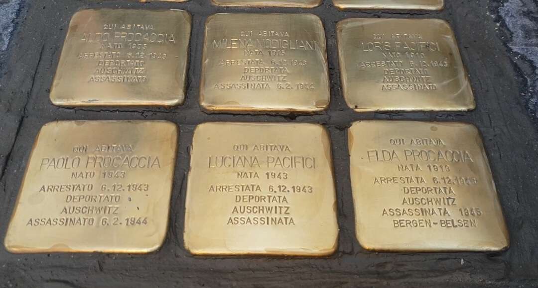 Le "Pietre d'inciampo" in memoria delle vittime delle deportazioni naziste
