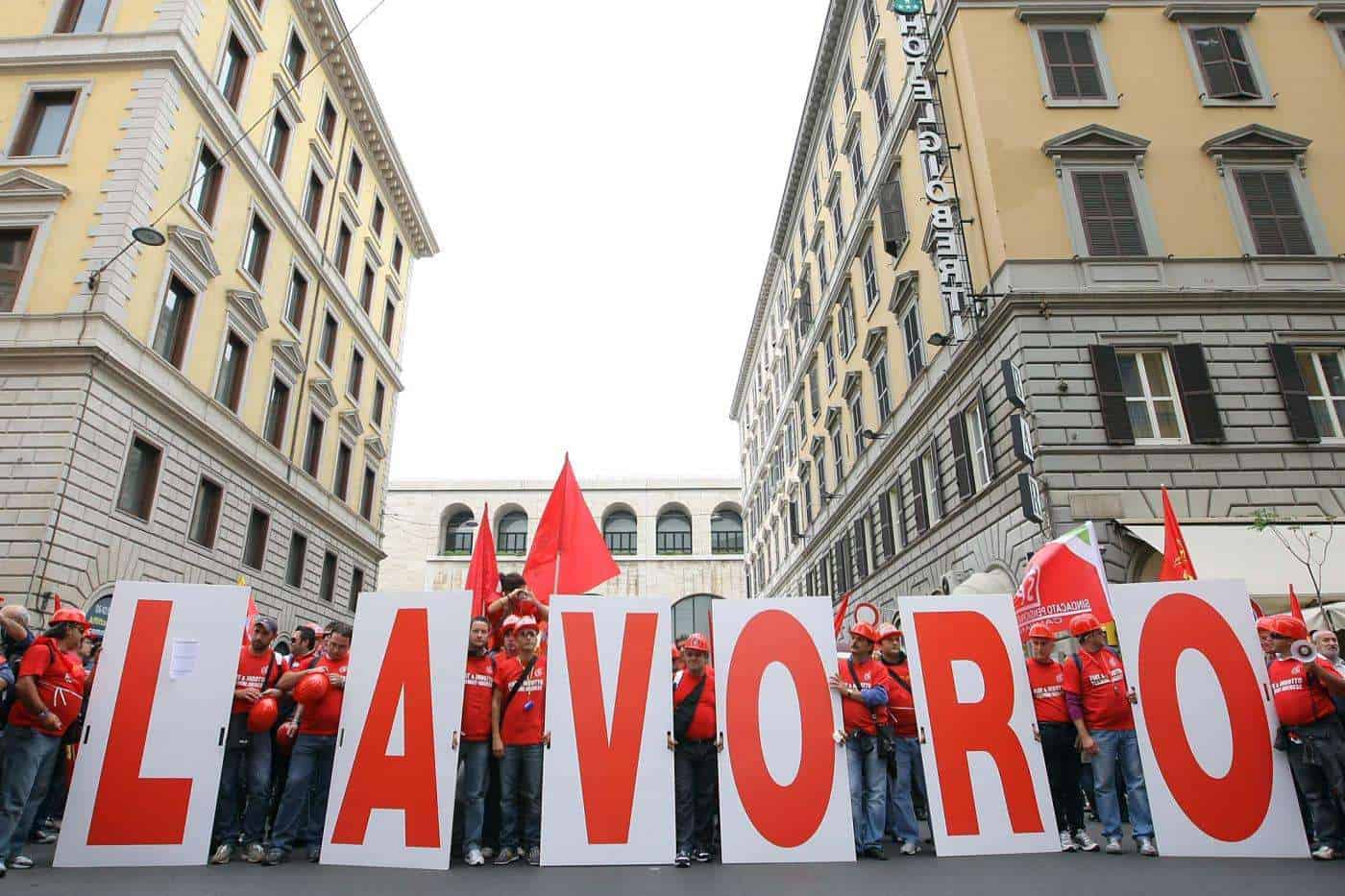 In Italia se hai più di 35 anni non troverai lavoro!