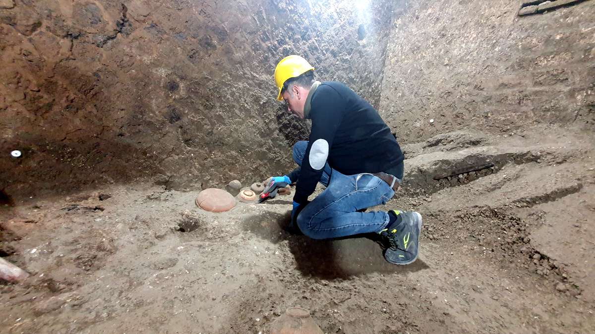 Pompei, si amplia lo scavo di Civita Giuliana: rinvenuti nuovi reperti