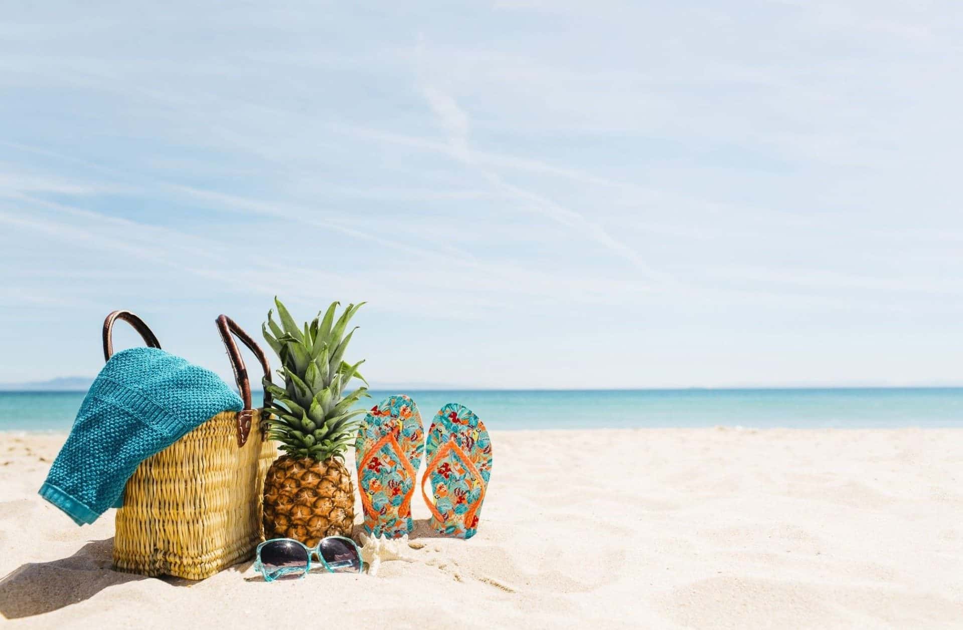 Agosto: mese di mare, sole, caldo e ferie (ma non per tutti)