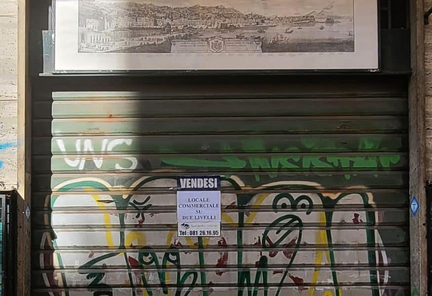 A Napoli si mangia molto ma si legge poco