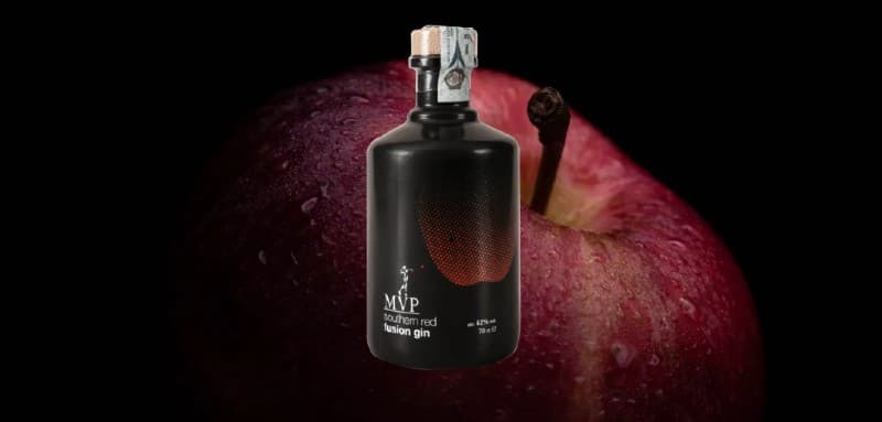 La mela annurca campana IGP protagonista del Southern Red Fusion Gin