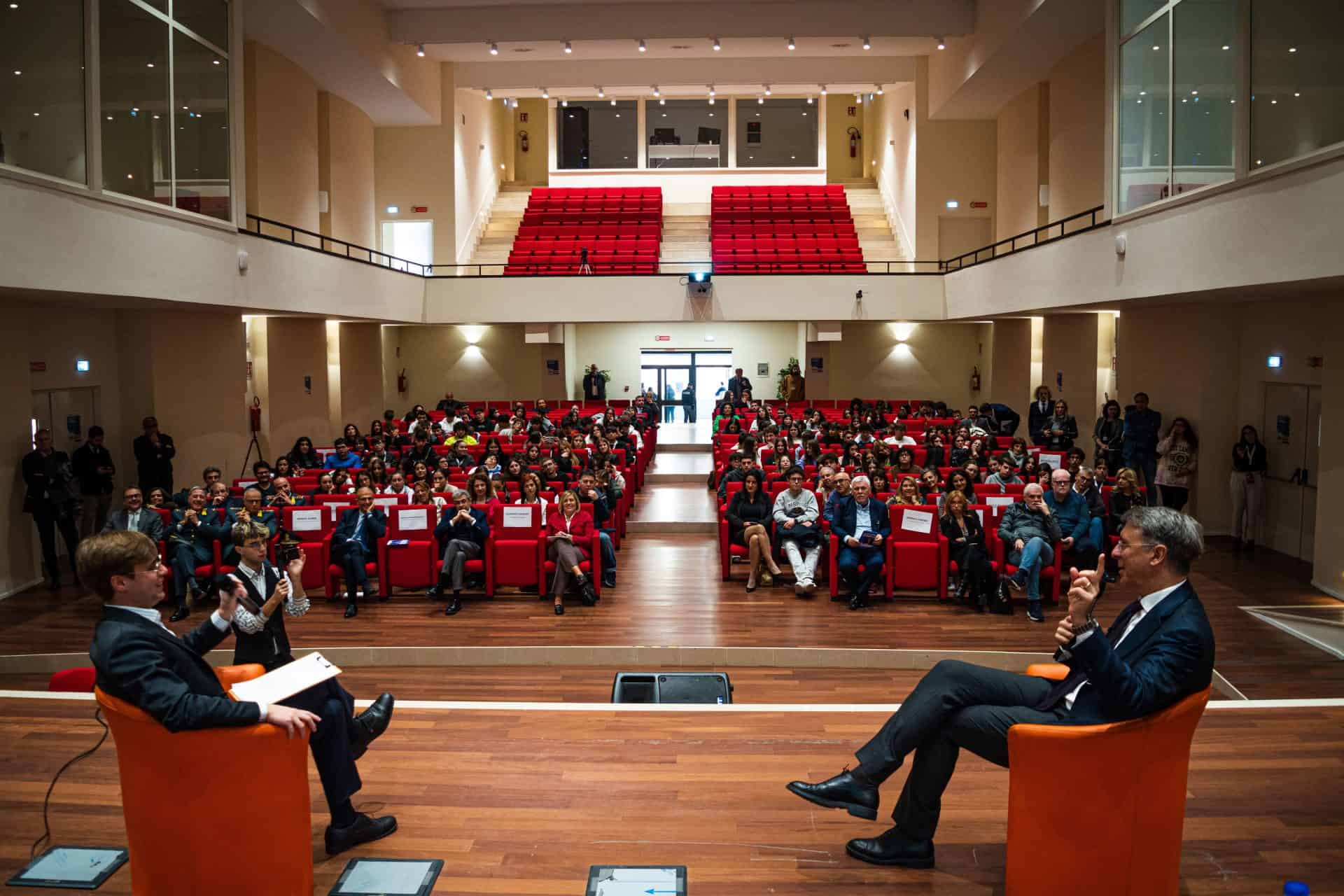 “La corruzione uccide il futuro”: al centro della seconda edizione ci sono i giovani