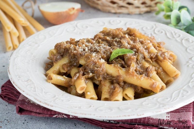 INTERVISTA. Luigi Vivese, autore di “La Genovese. La Regina della cucina partenopea”