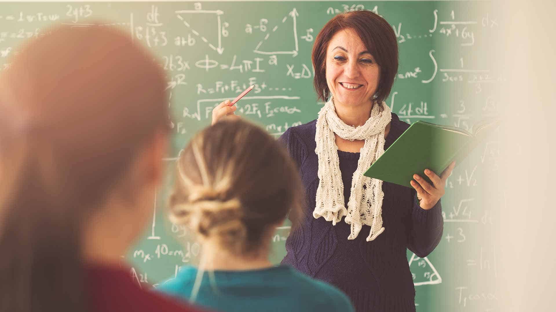 Insegnare per i giovani non deve essere un lusso