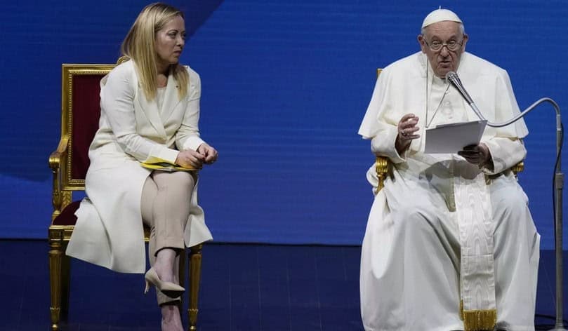 Giorgia Meloni invita Papa Francesco al G7 nella sessione sull'intelligenza artificiale