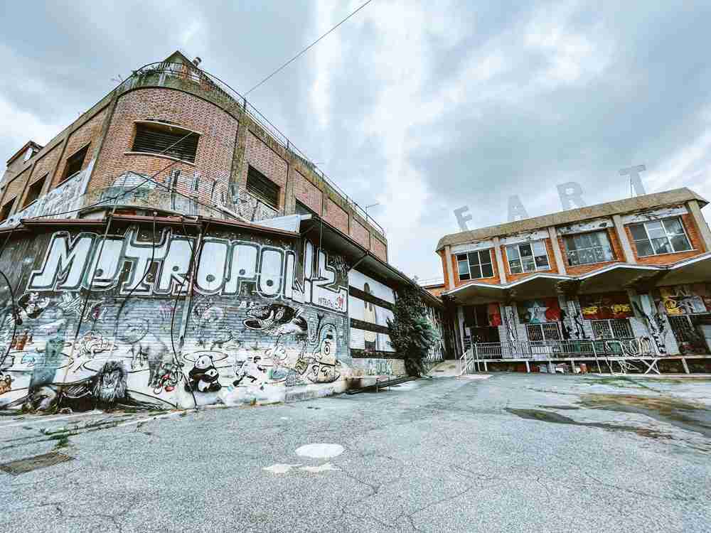 L'arte delle metropoli del terzo millennio raccontata da Giorgio de Finis