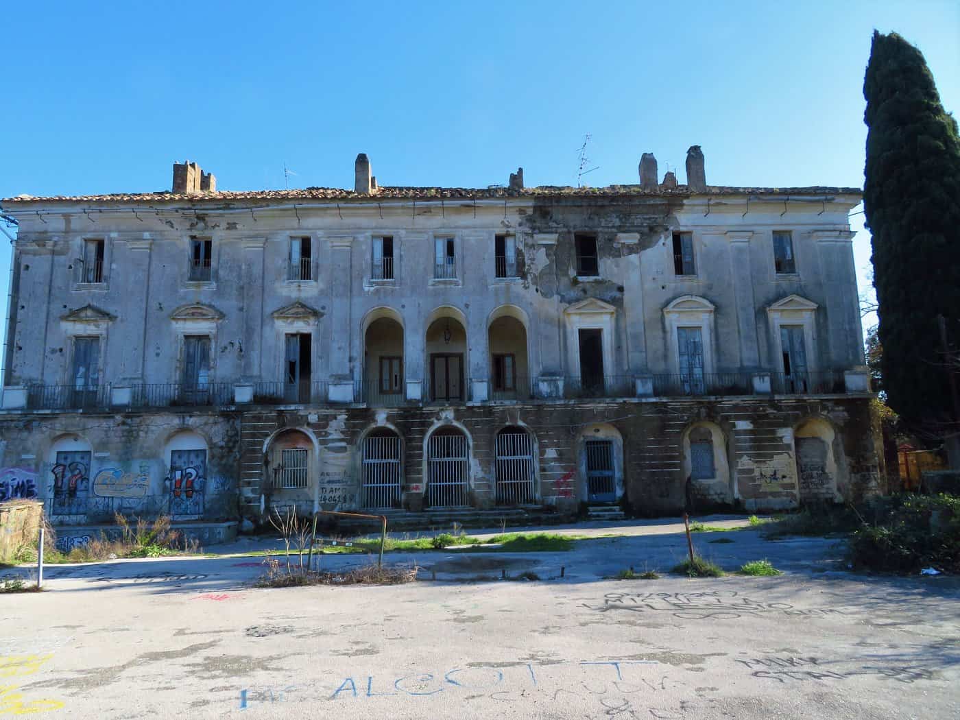 Casino Vecchio a San Leucio: con la FAI potresti salvarlo
