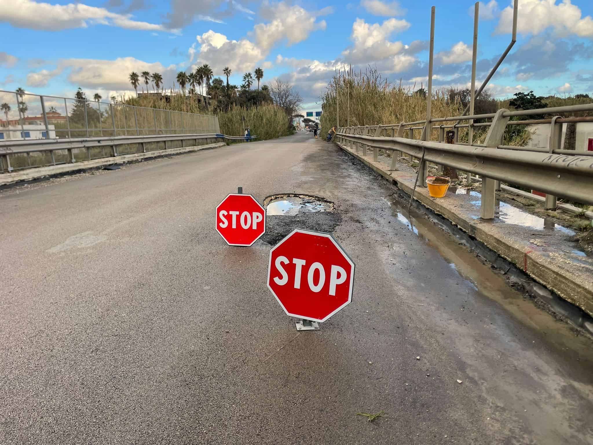 Castel Volturno: lavori in corso sul ponte di Lago Patria