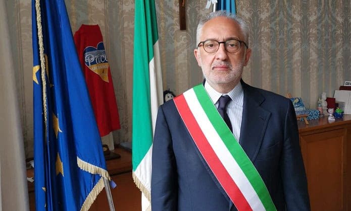 Caserta: lunedì in Prefettura si decide il futuro dell'amministrazione comunale