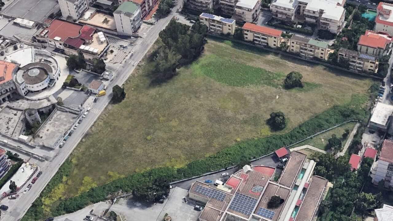 Caserta, ecco 60 alloggi sociali: polemiche sulla deroga urbanistica e il consumo di suolo